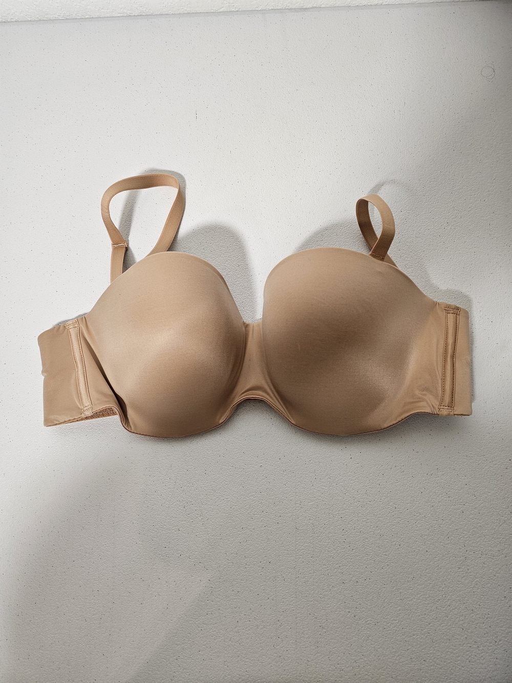 Victoria's Secret (Brand New) Beige Removeable Straps Bra